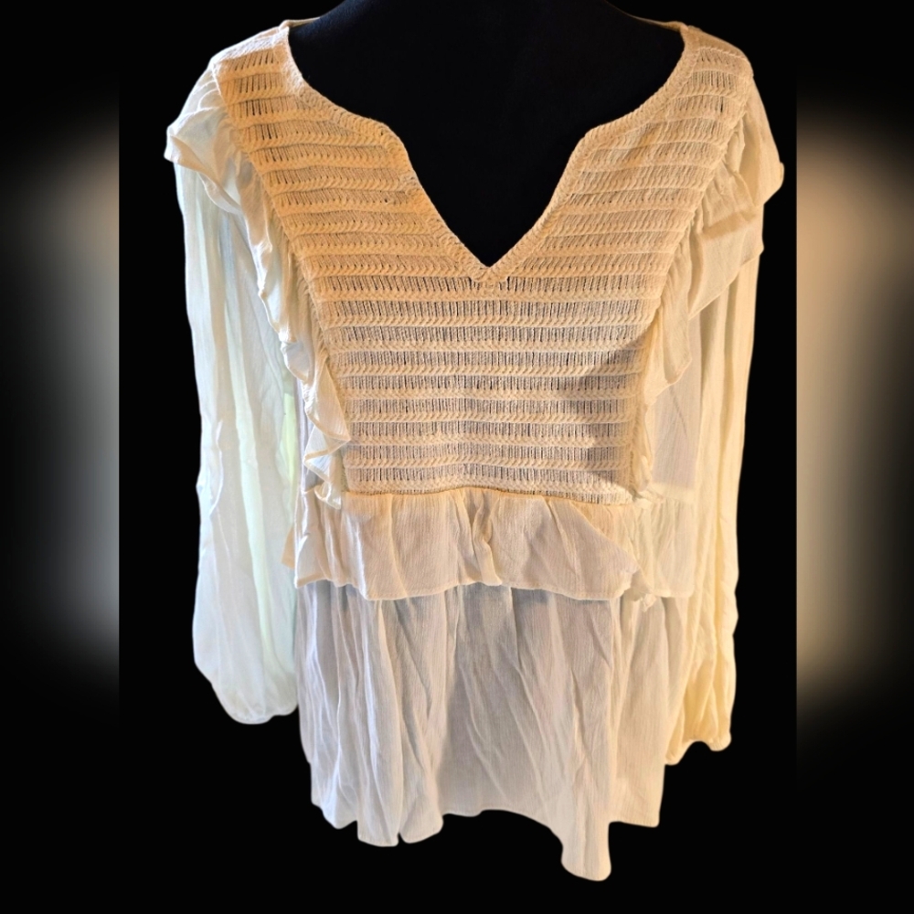 Lauren Conrad XL Cream Blouse